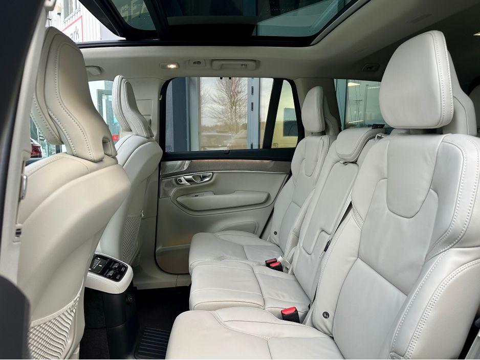 2025 Volvo XC90