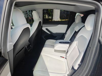 2025 Tesla Model Y