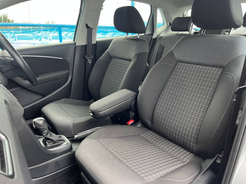 2016 Volkswagen Polo