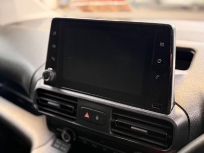 2023 Peugeot Partner