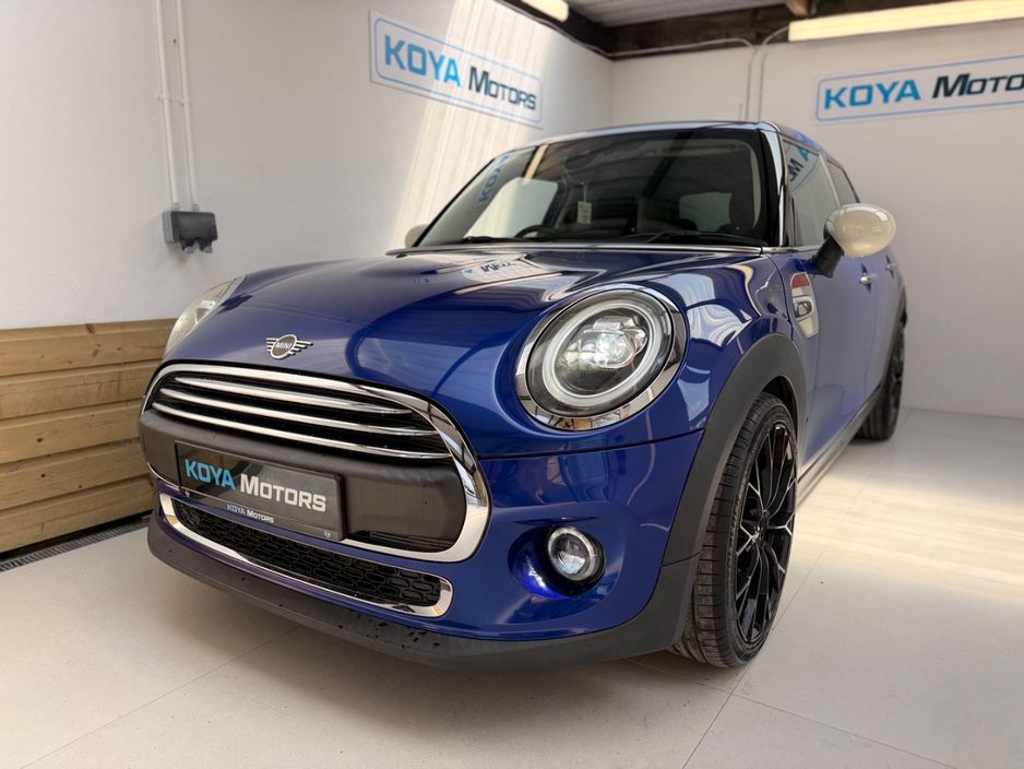 2019 Mini Hatch