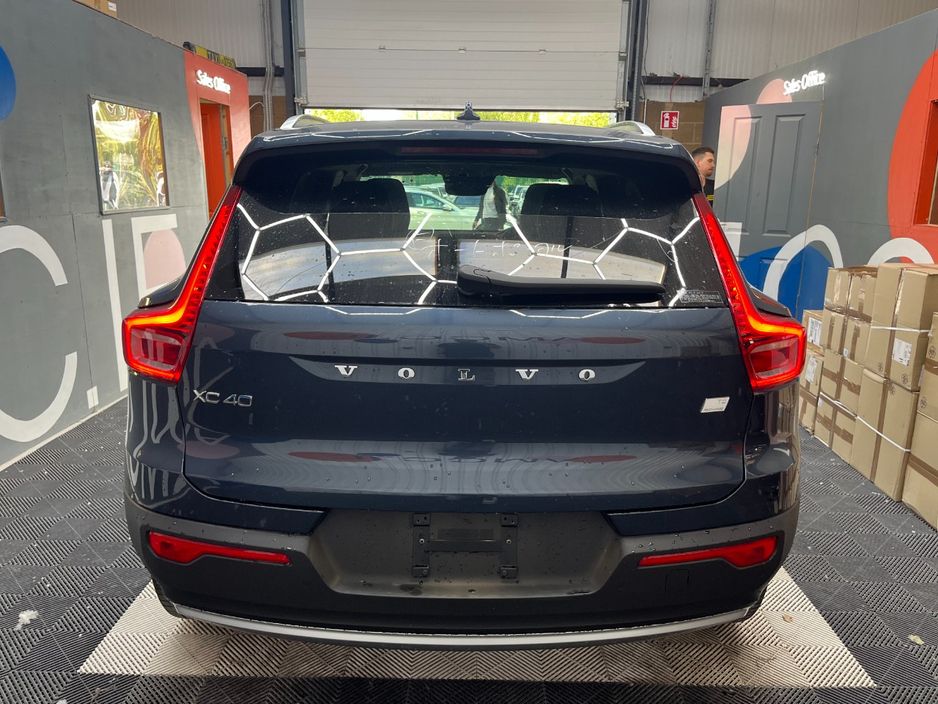 2021 Volvo XC40