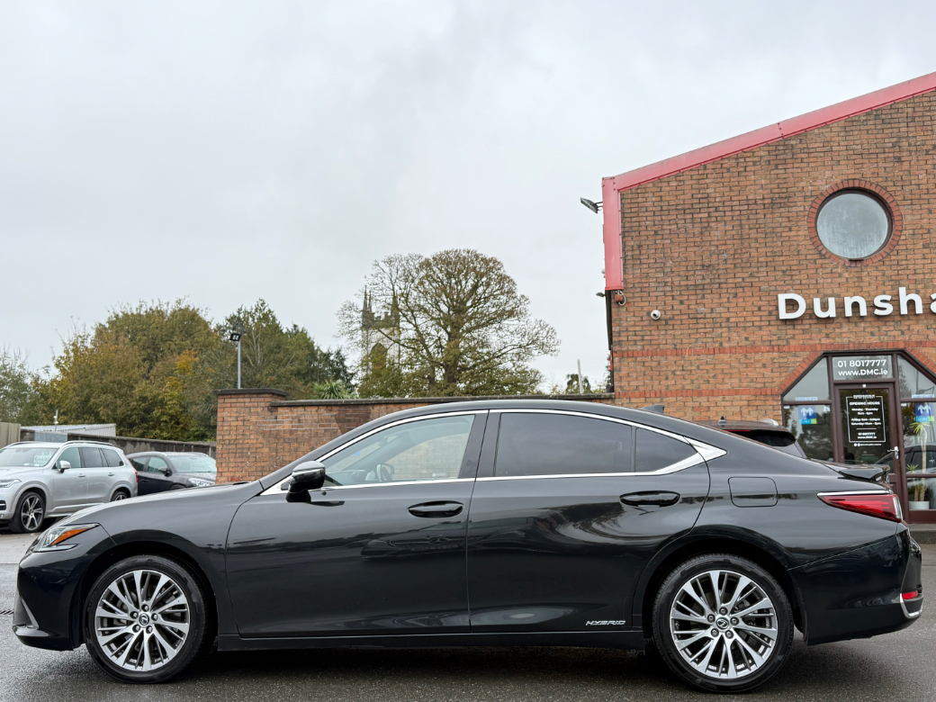 2021 Lexus ES 300h