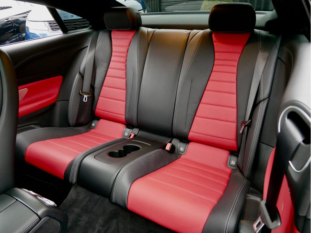 2019 Mercedes-Benz E 300