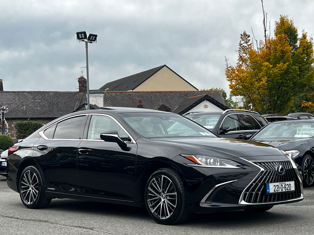 2022 Lexus ES 300h