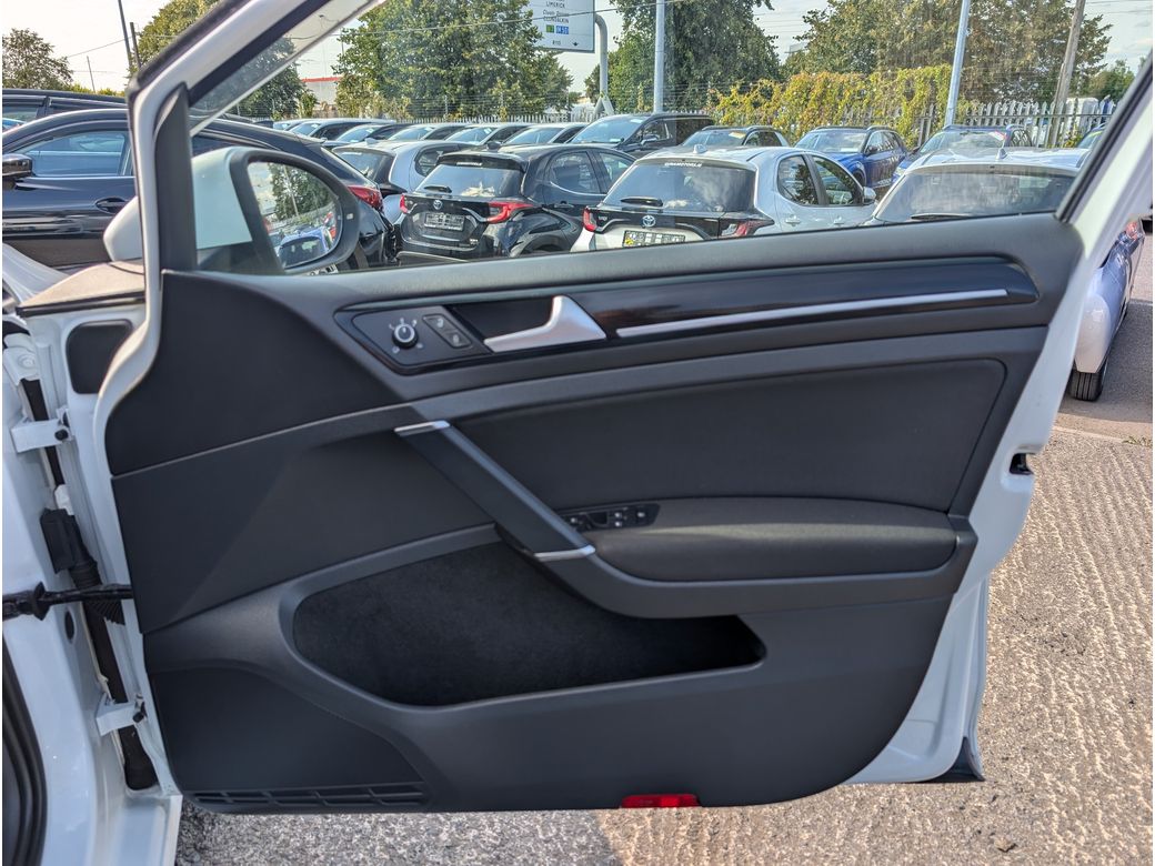 2014 Volkswagen Golf