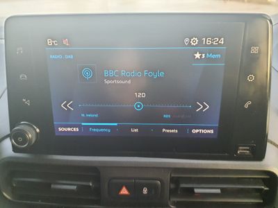 2022 Peugeot Partner