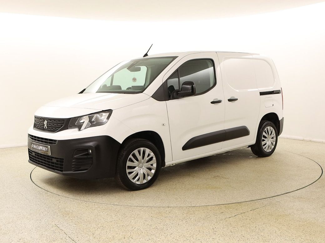 2022 Peugeot Partner