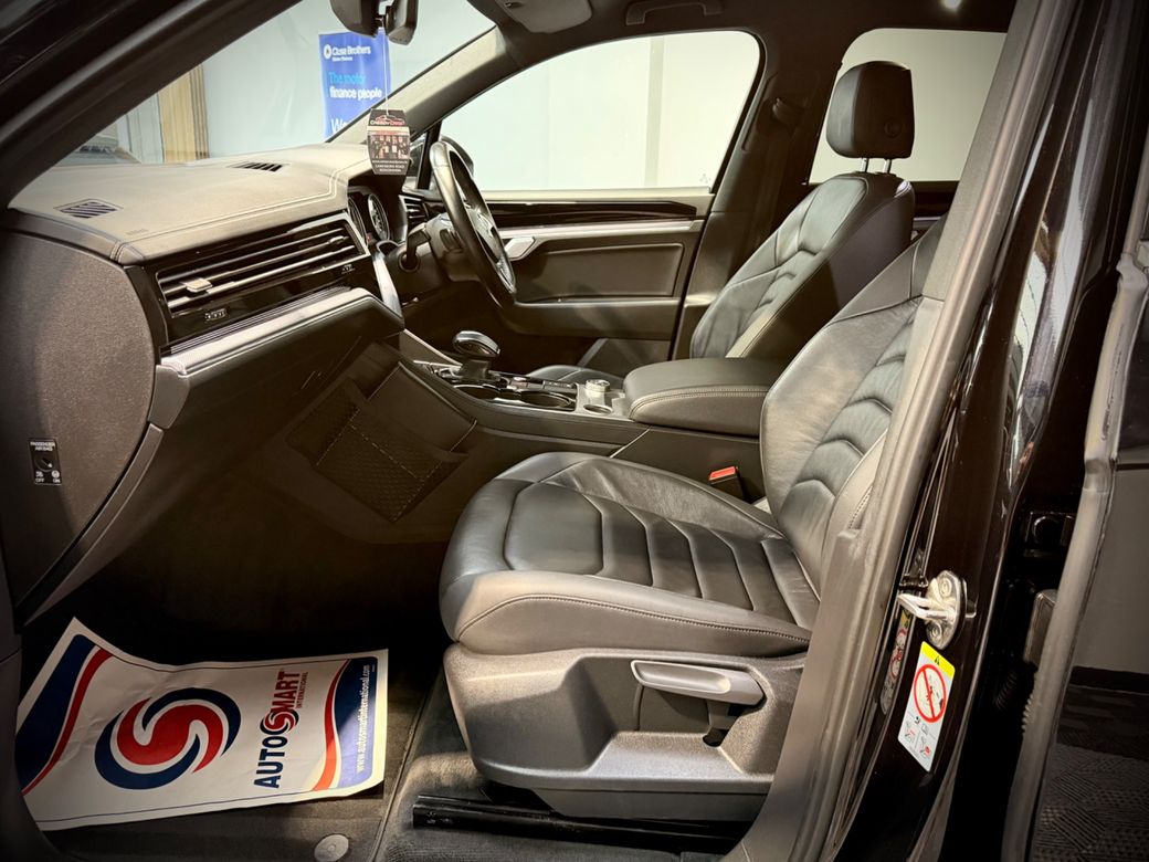 2020 Volkswagen Touareg