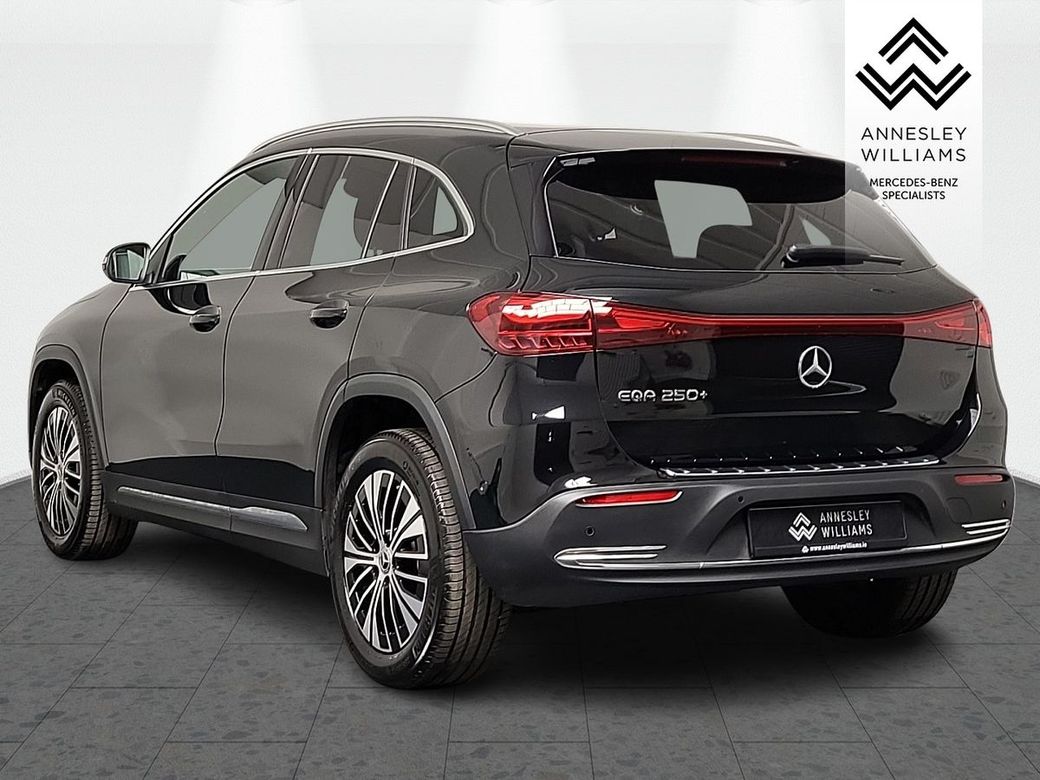 2025 Mercedes-Benz EQA