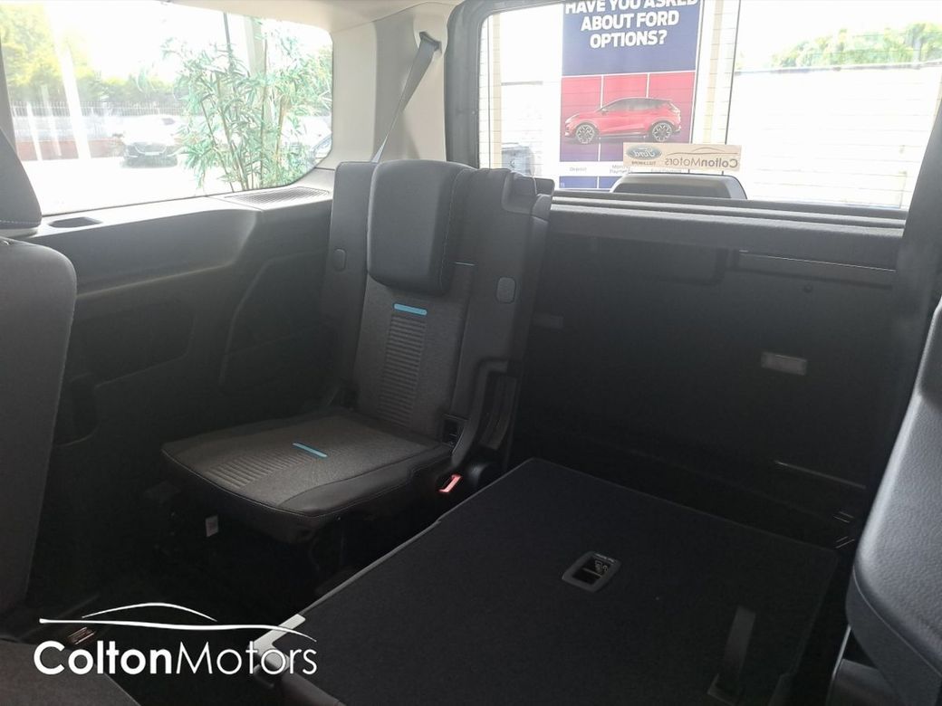 2026 Ford Tourneo Connect