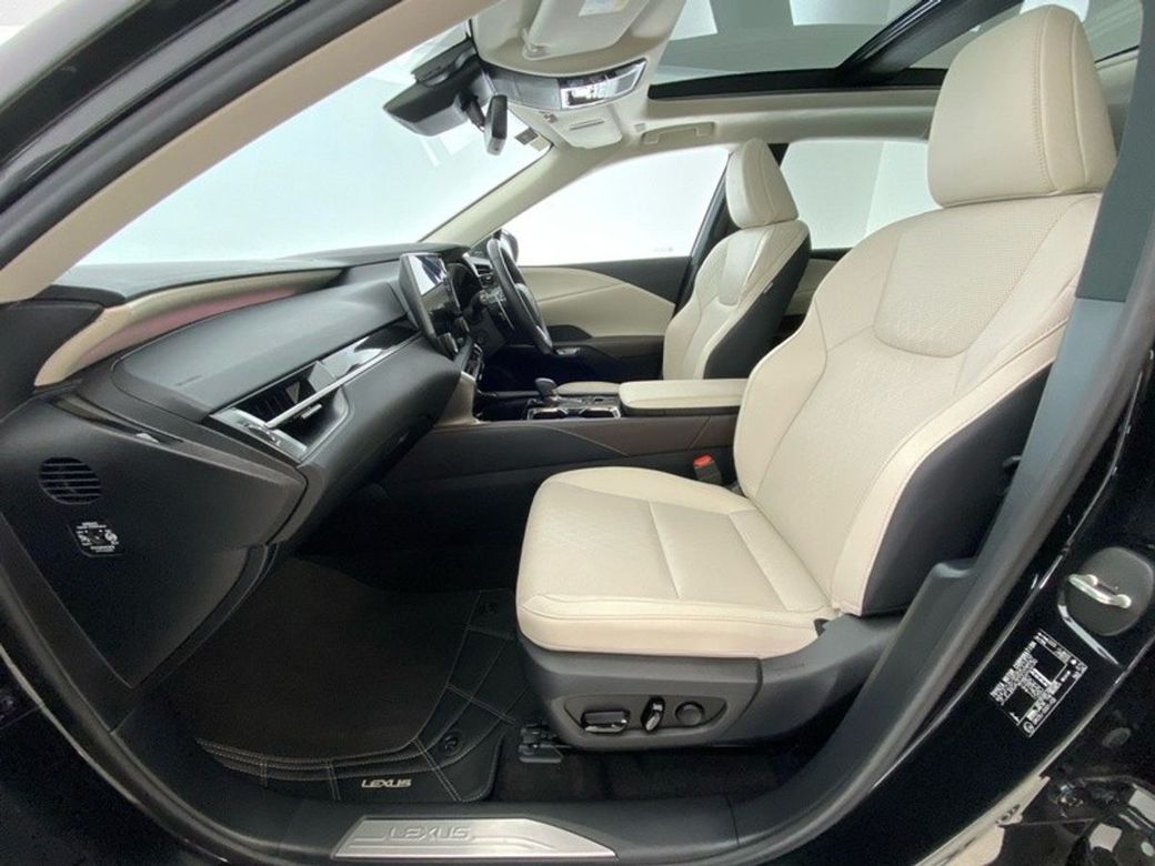 2025 Lexus RX450h+