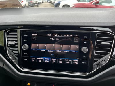 2022 Volkswagen T-Roc