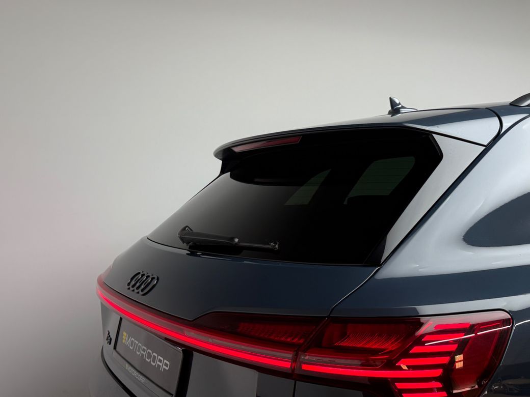 2024 Audi Q8 e-tron