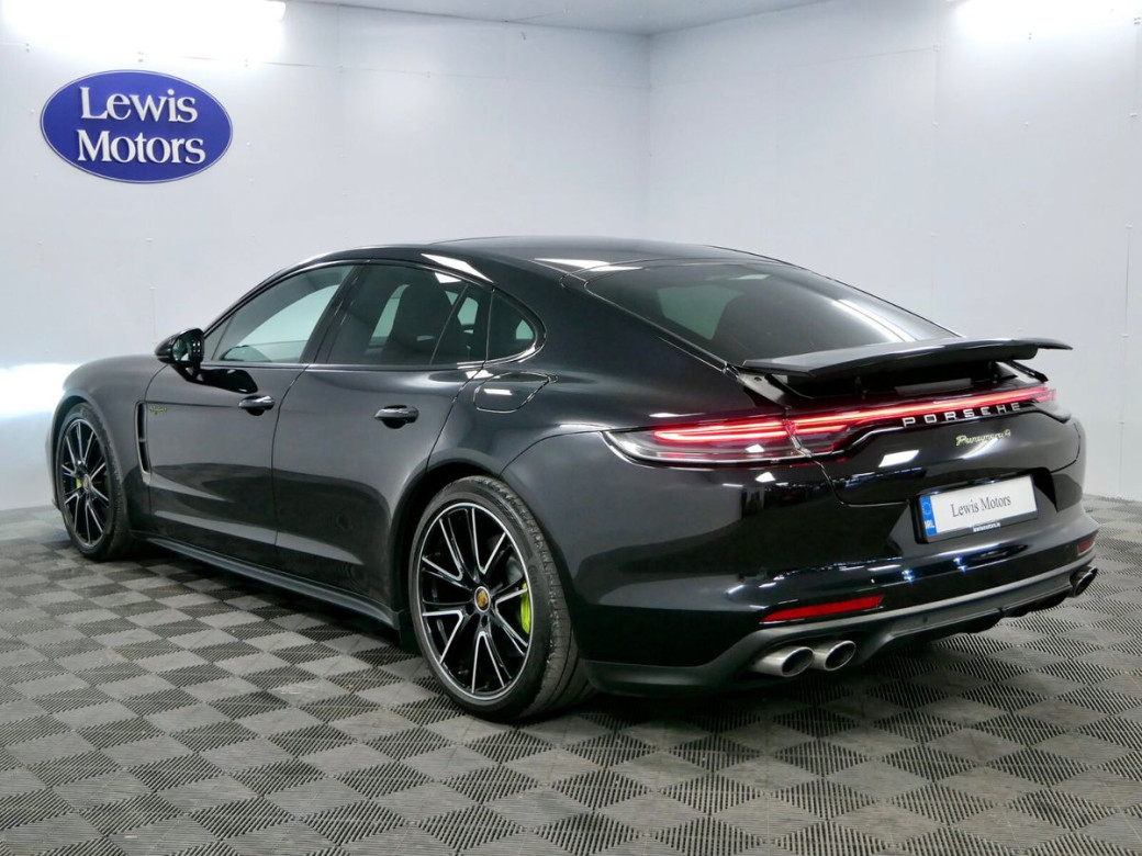 2024 Porsche Panamera