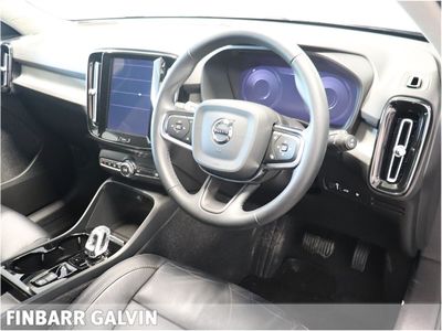 2022 Volvo XC40