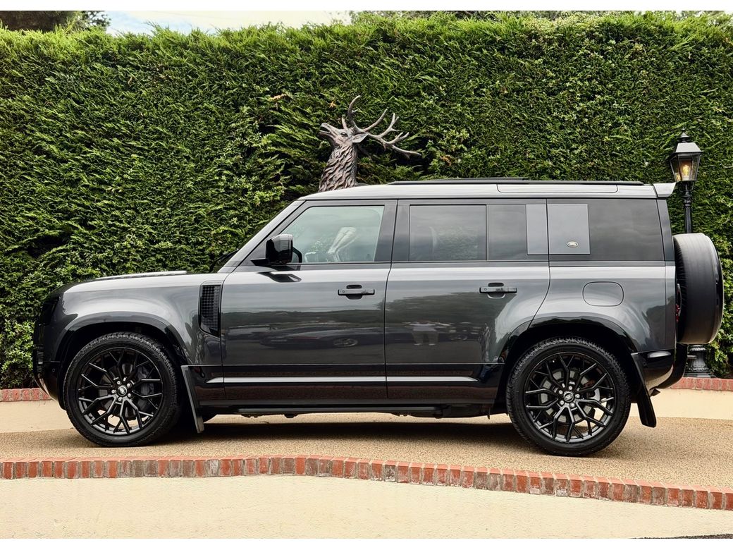 2023 Land Rover Defender 110