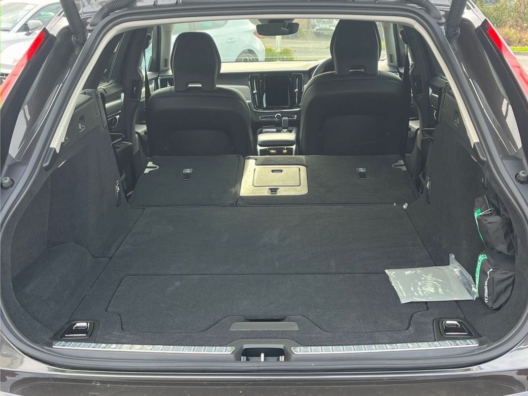 2026 Volvo V90