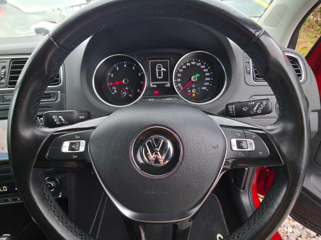 2017 Volkswagen Polo