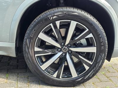 2025 Volvo XC90