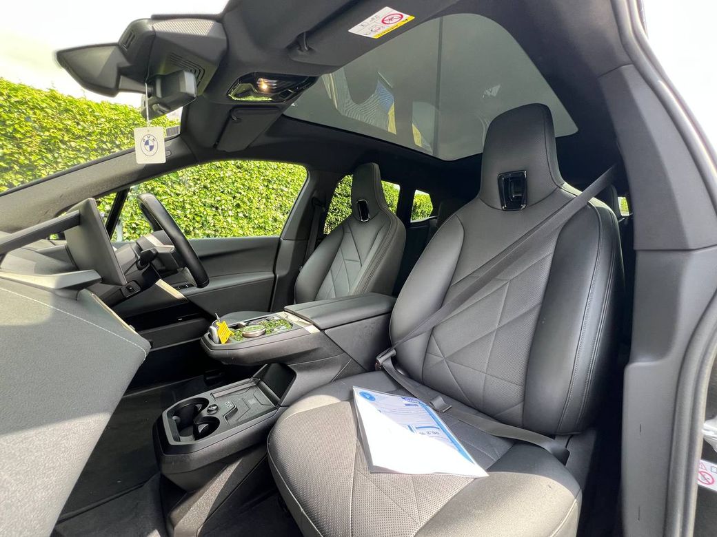 2022 BMW iX