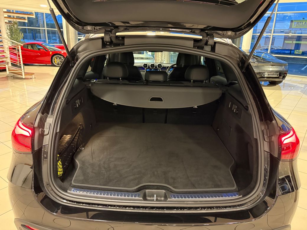 2025 Mercedes-Benz GLC Class