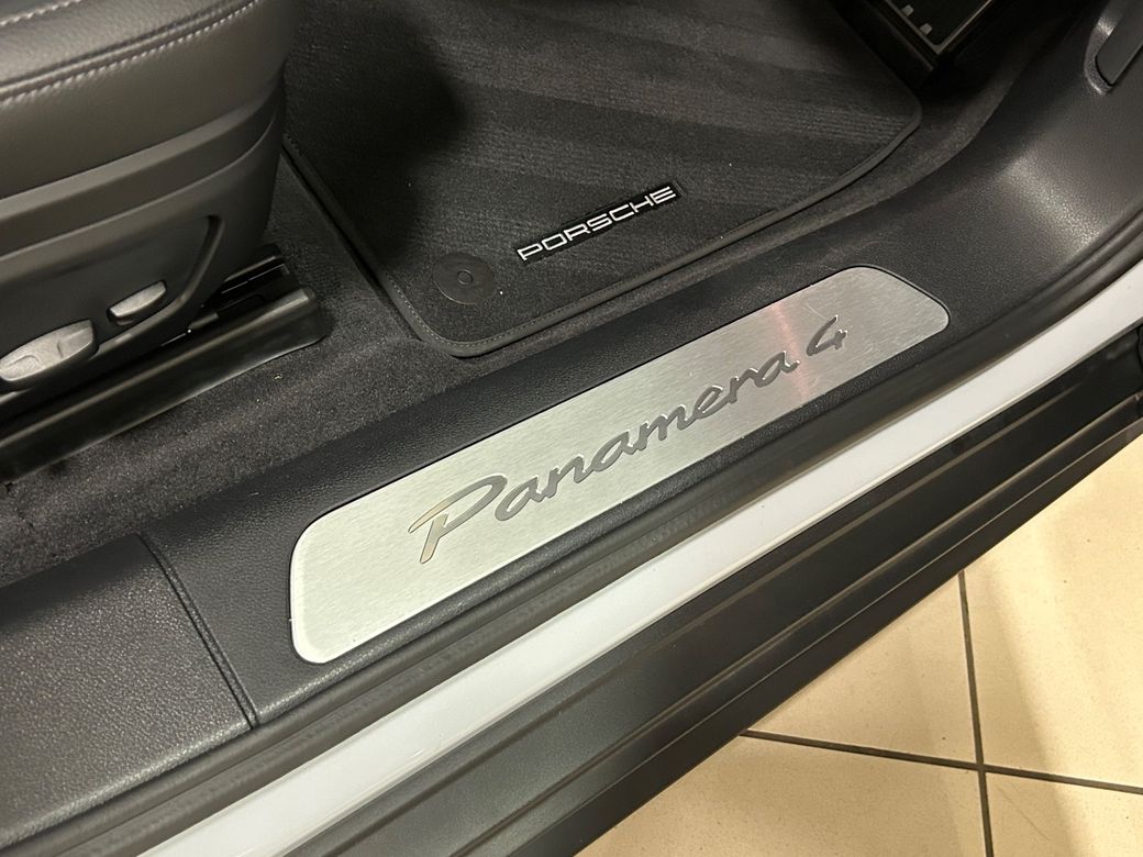 2024 Porsche Panamera