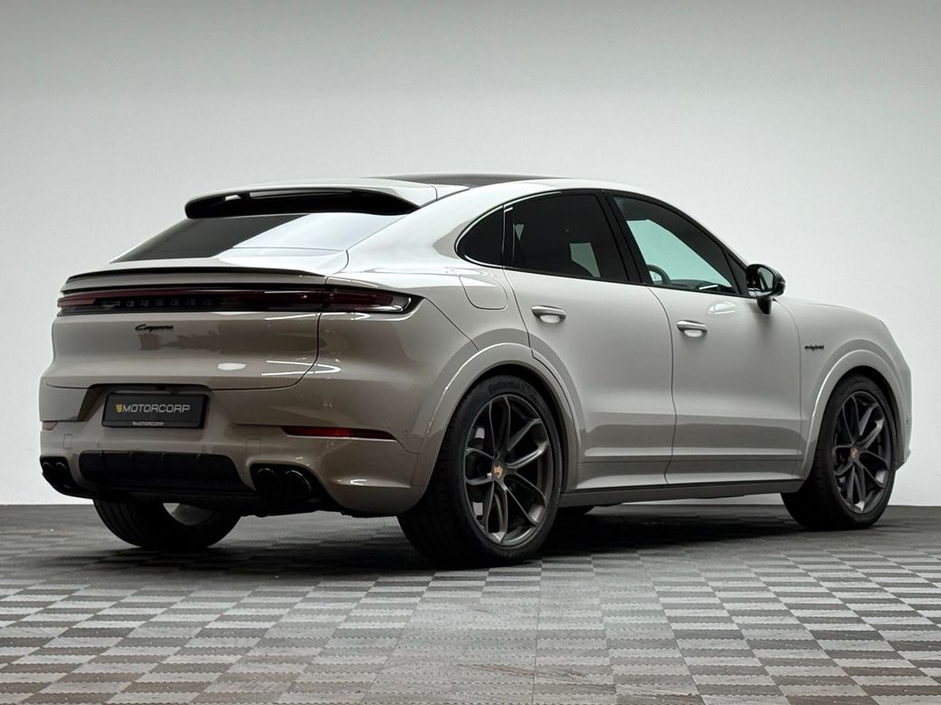 2026 Porsche Cayenne