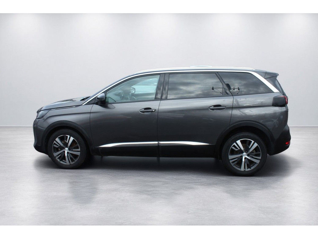 2024 Peugeot 5008