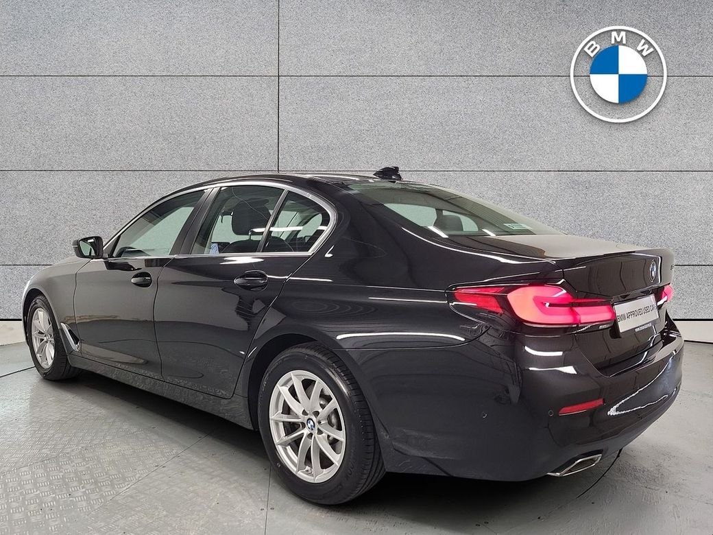 2022 BMW 5 Series