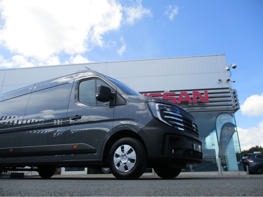 2025 Nissan Interstar