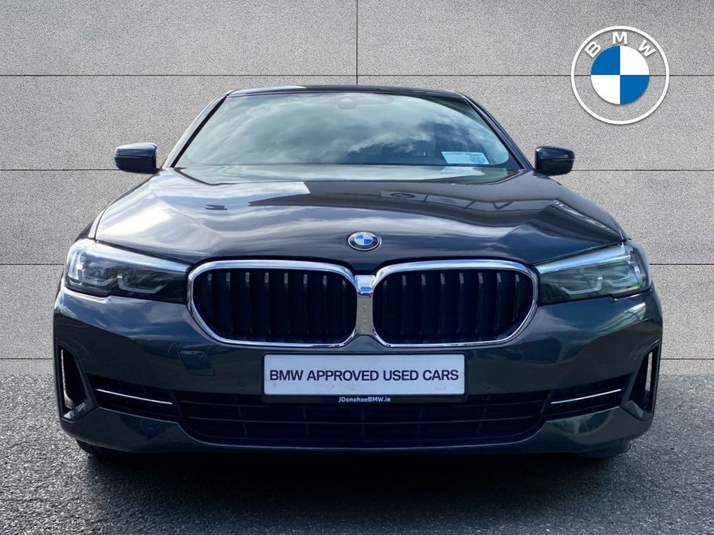 2022 BMW 5 Series