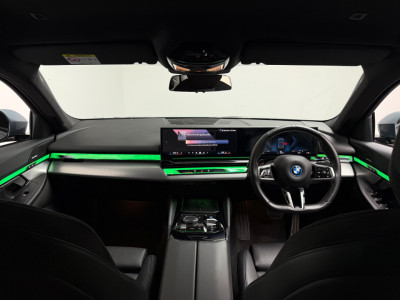 2024 BMW i5