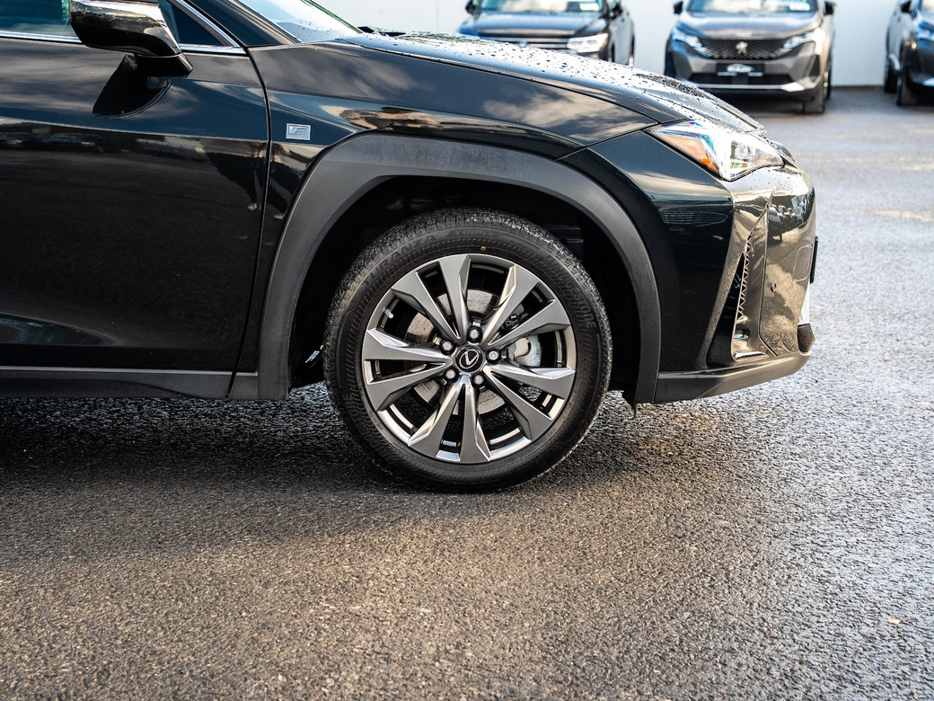 2023 Lexus UX 250H