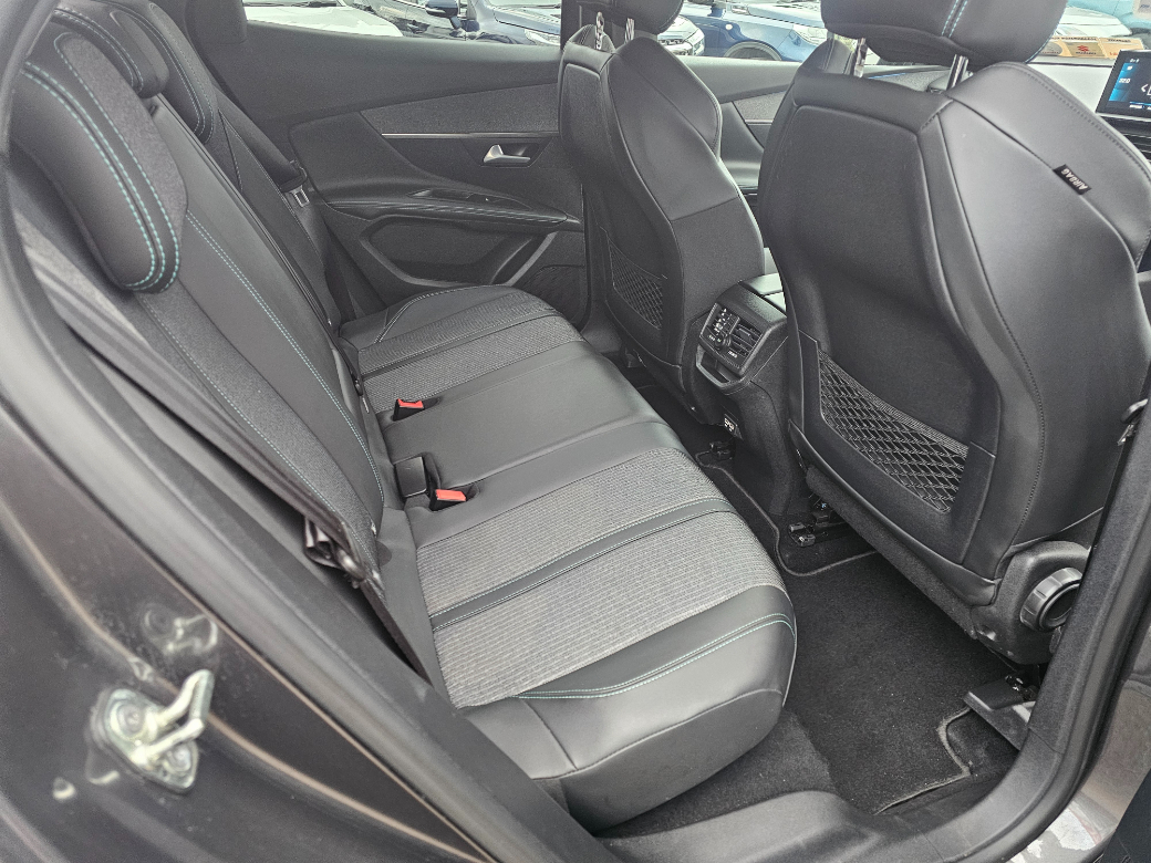 2021 Peugeot 3008