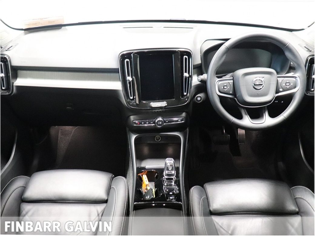 2021 Volvo XC40