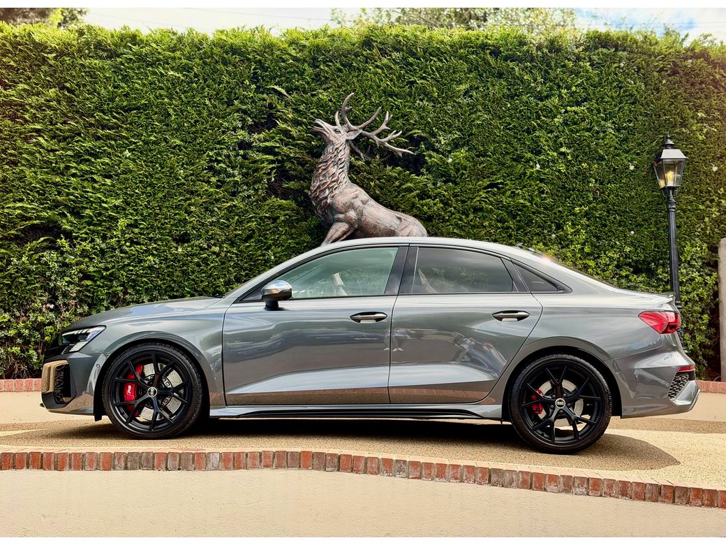 2023 Audi RS3