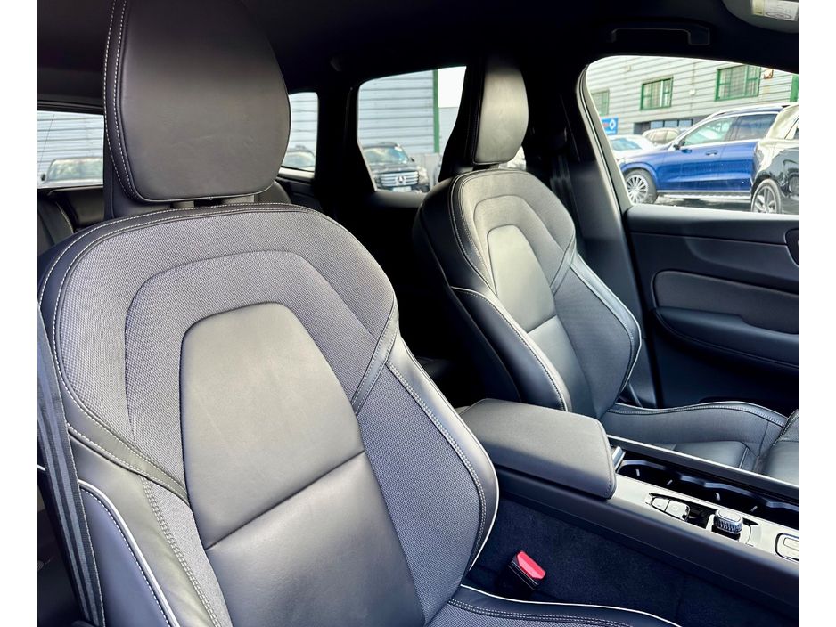 2025 Volvo XC60