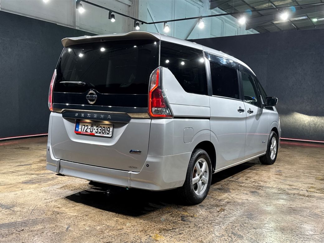 2017 Nissan Serena