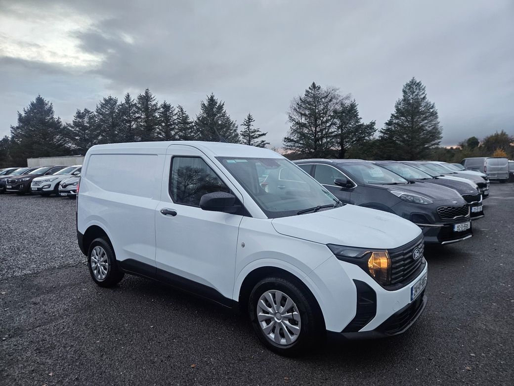 2024 Ford Transit Courier