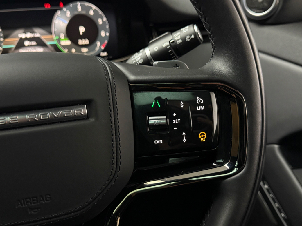 2025 Land Rover Range Rover Evoque