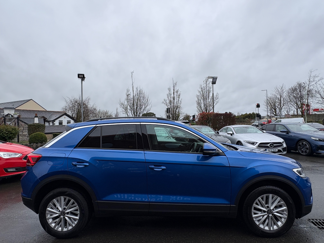 2023 Volkswagen T-Roc