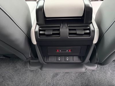 2026 Land Rover Defender