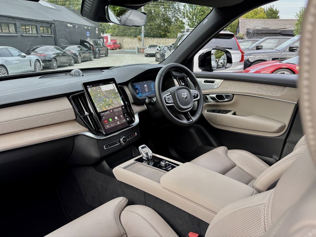 2025 Volvo XC90