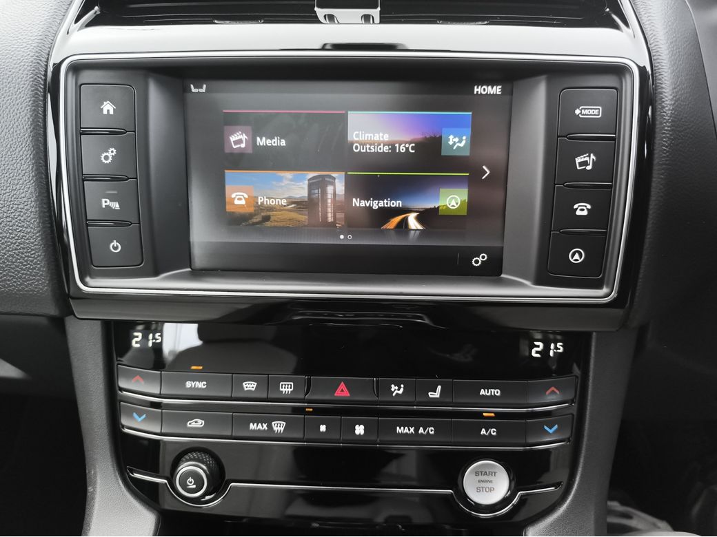 2016 Jaguar F-Pace