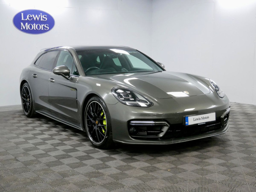 2023 Porsche Panamera