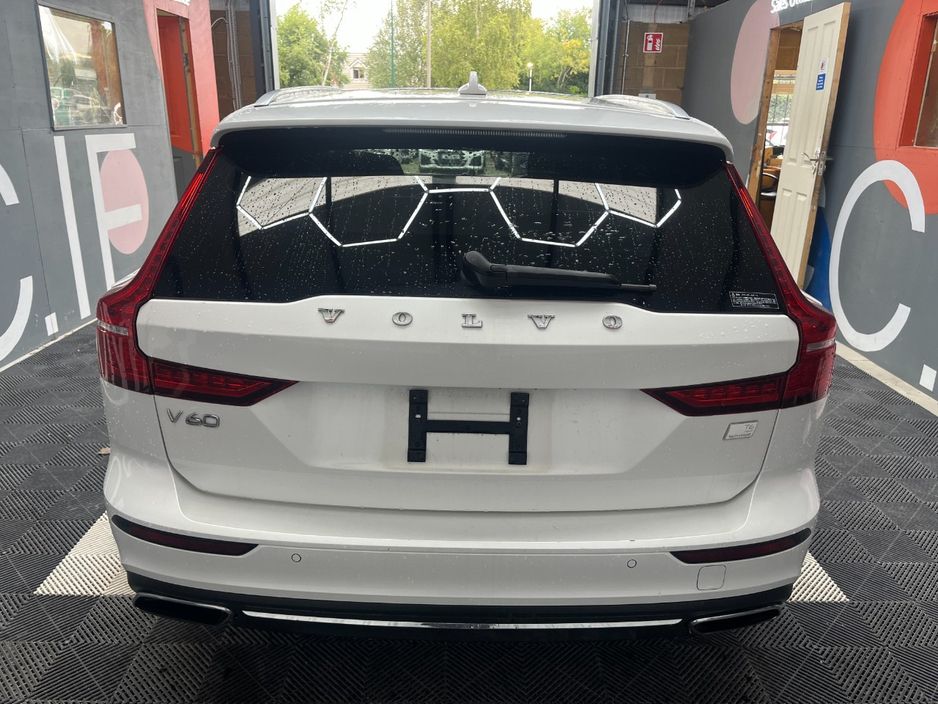 2022 Volvo V60