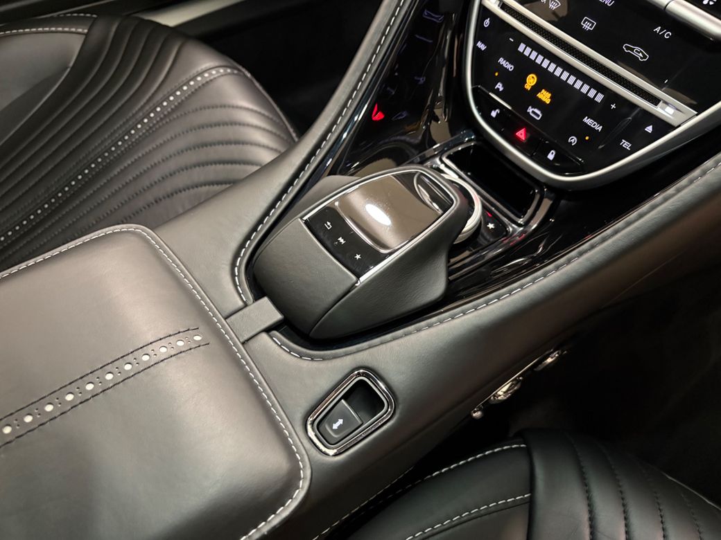 2017 Aston Martin DB11