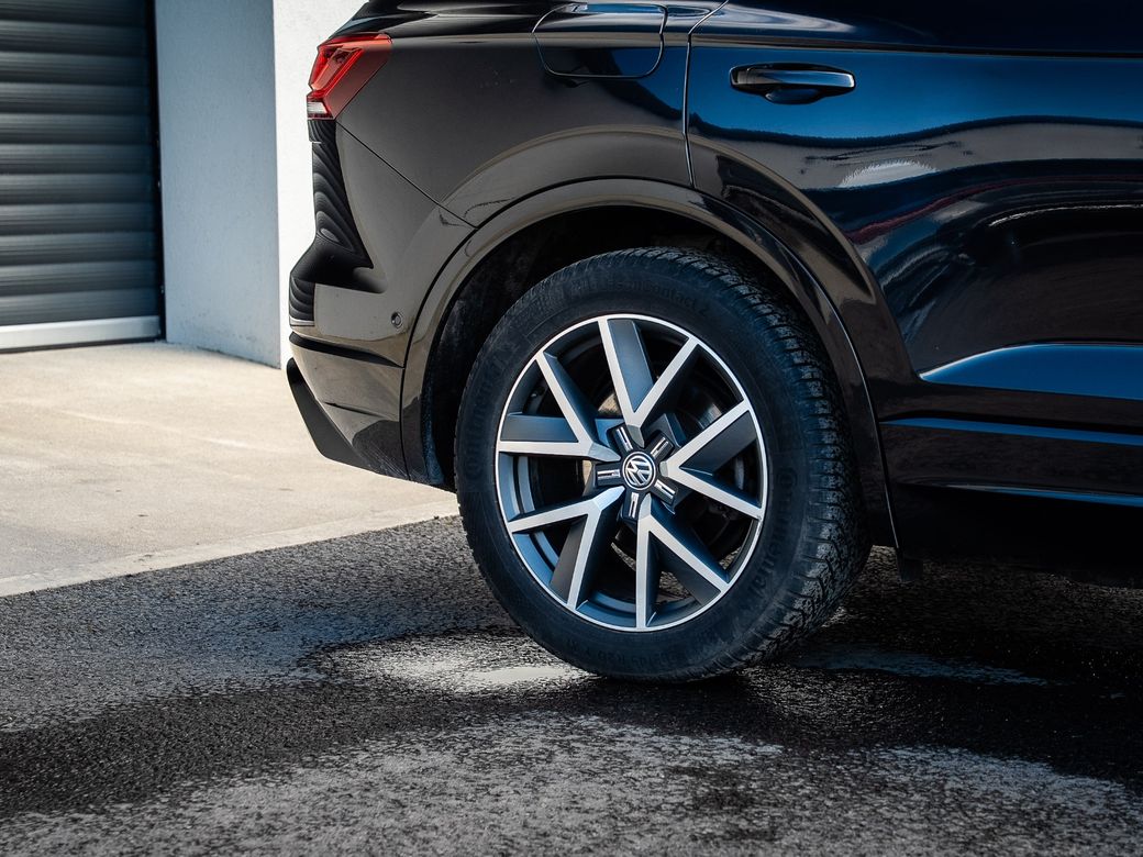 2020 Volkswagen Touareg