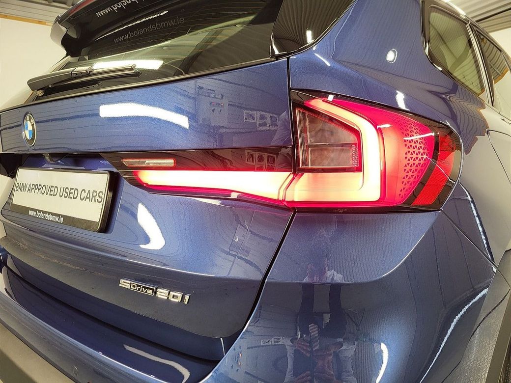2023 BMW X1
